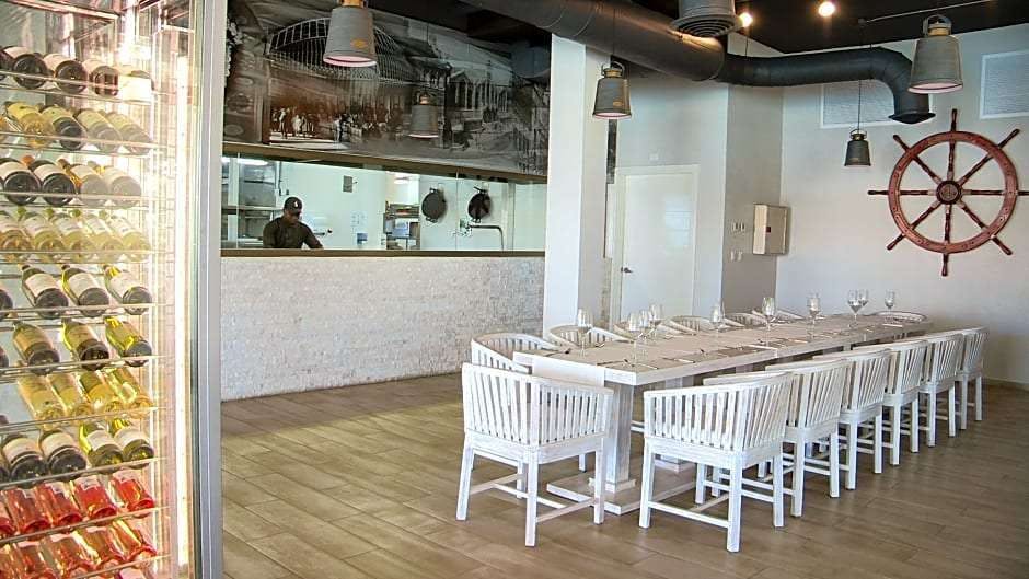 Hotel Ancora Punta Cana - Private Residences, Yacht Club & Marina photo 3