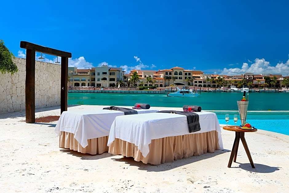Hotel Ancora Punta Cana - Private Residences, Yacht Club & Marina photo 1