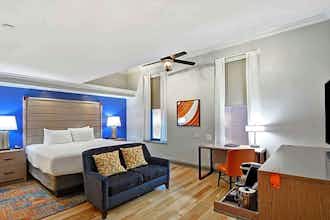 Hotel The Cincinnatian Hotel, Curio Collection by Hilton photo 3