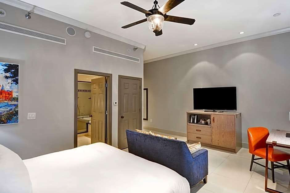 Hotel The Cincinnatian Hotel, Curio Collection by Hilton photo 4