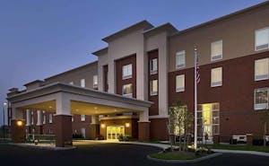 Hampton Inn & Suites Syracuse/Carrier Circle