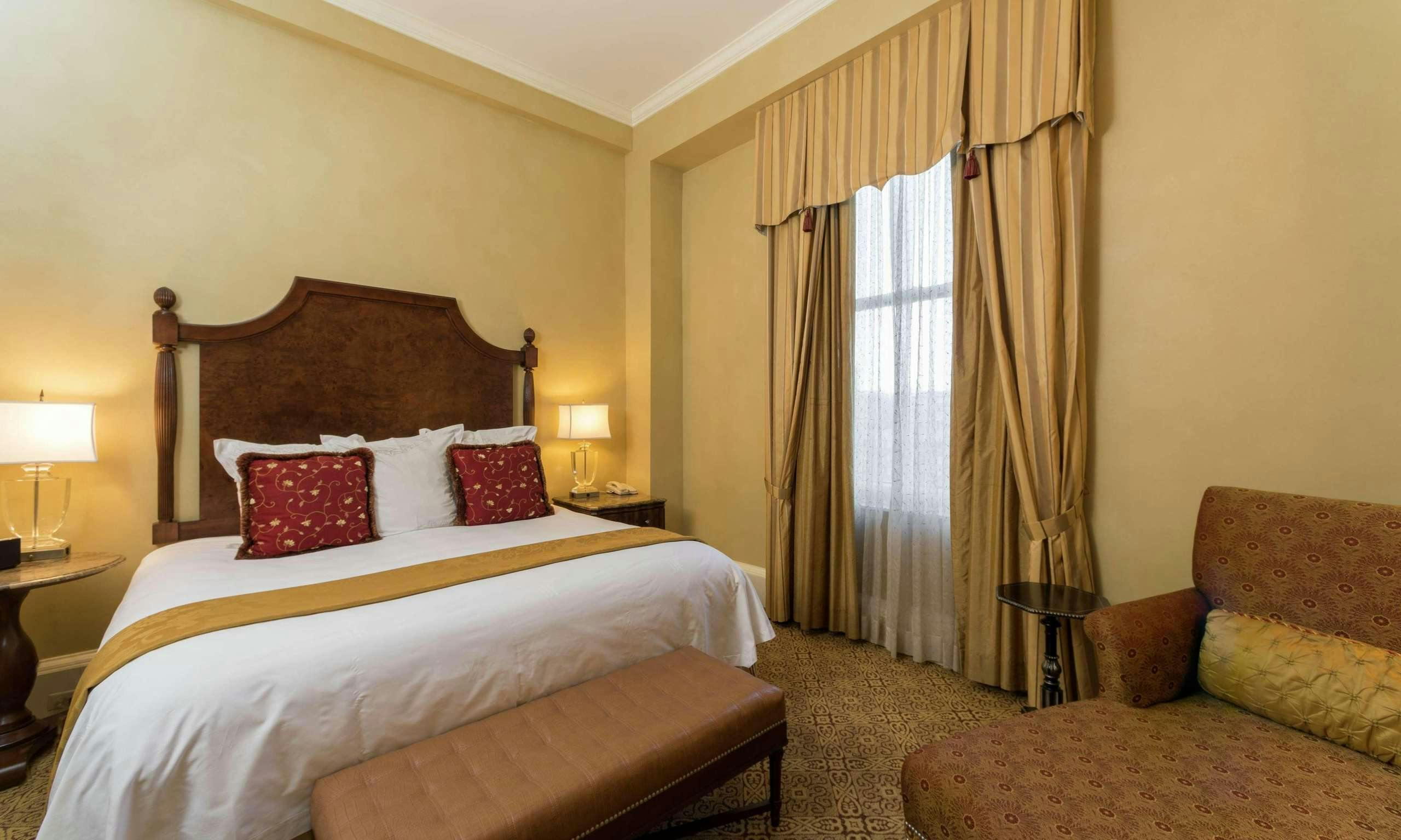 The Roosevelt New Orleans, A Waldorf Astoria Hotel