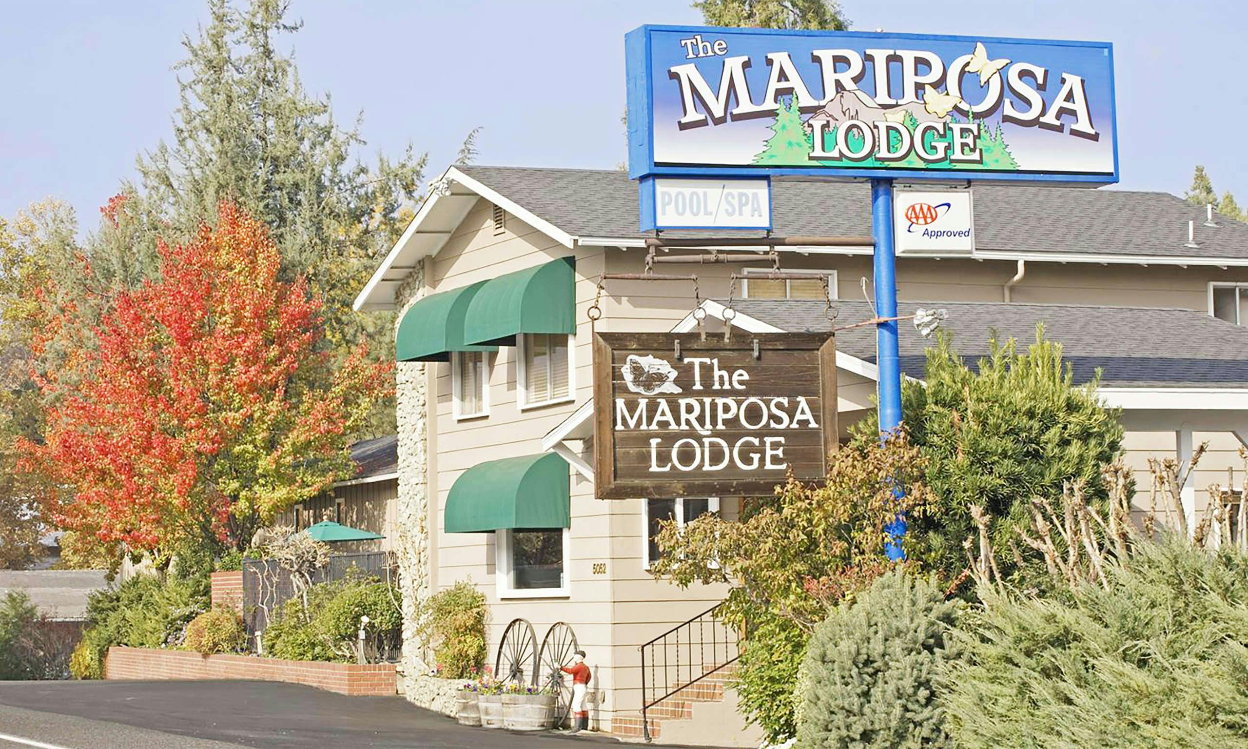 Mariposa Lodge