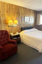 Hotel Knob Hill Motor Lodge photo 1