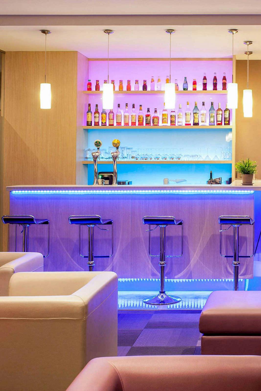 Hotel Novotel Nantes Centre Bord De Loire photo 1