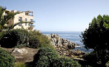 Monterey Bay Inn