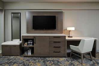 Hotel Hilton Anchorage photo 2