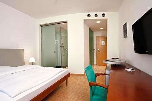 Hotel INNSIDE by Meliá München Neue Messe photo 3