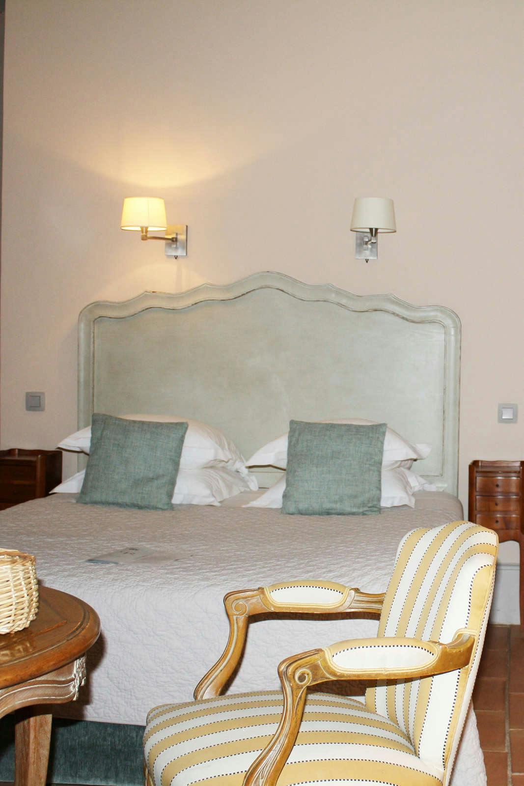 Hotel Chateau de Roussan photo 5