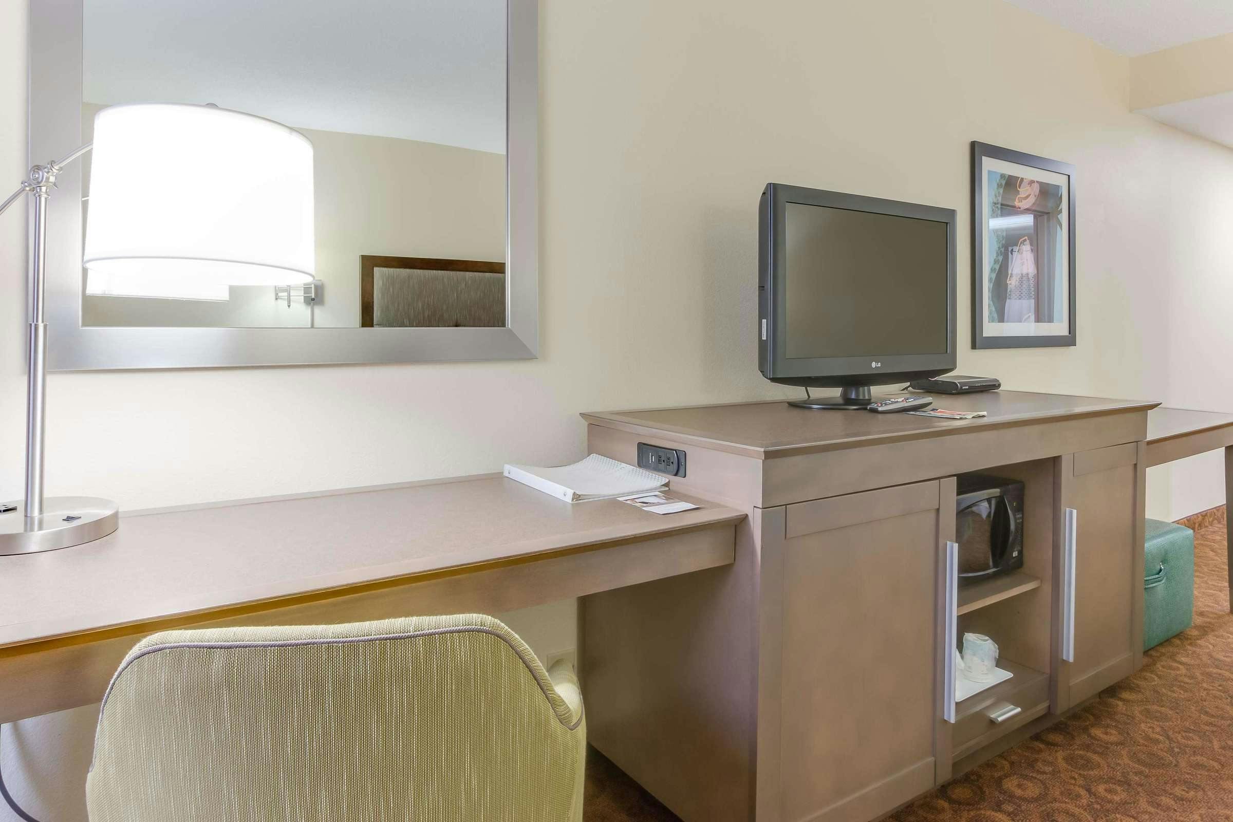 Hotel Hampton Inn Dickson photo 4