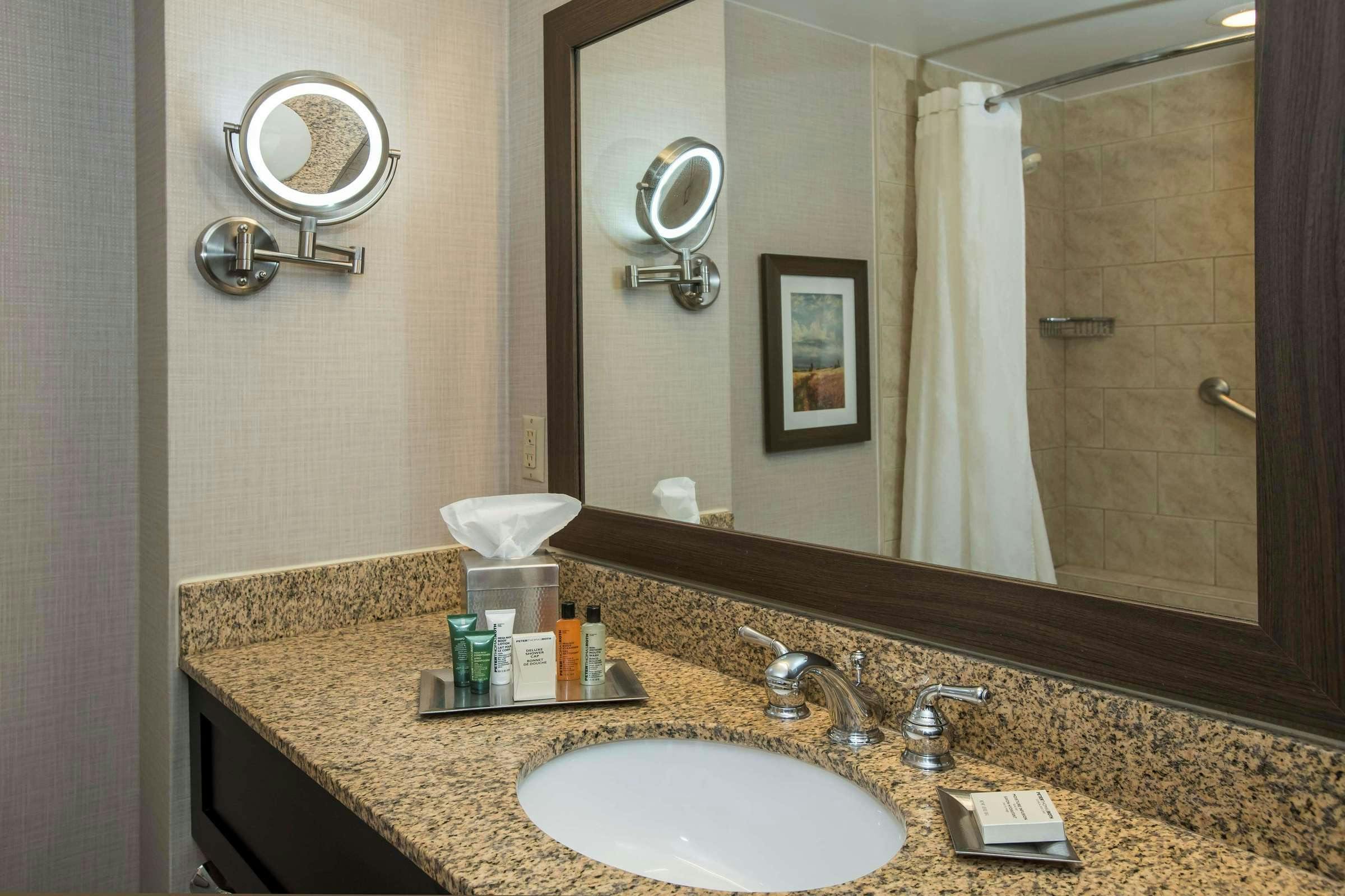 Hotel Hilton Winnipeg Airport Suites photo 1