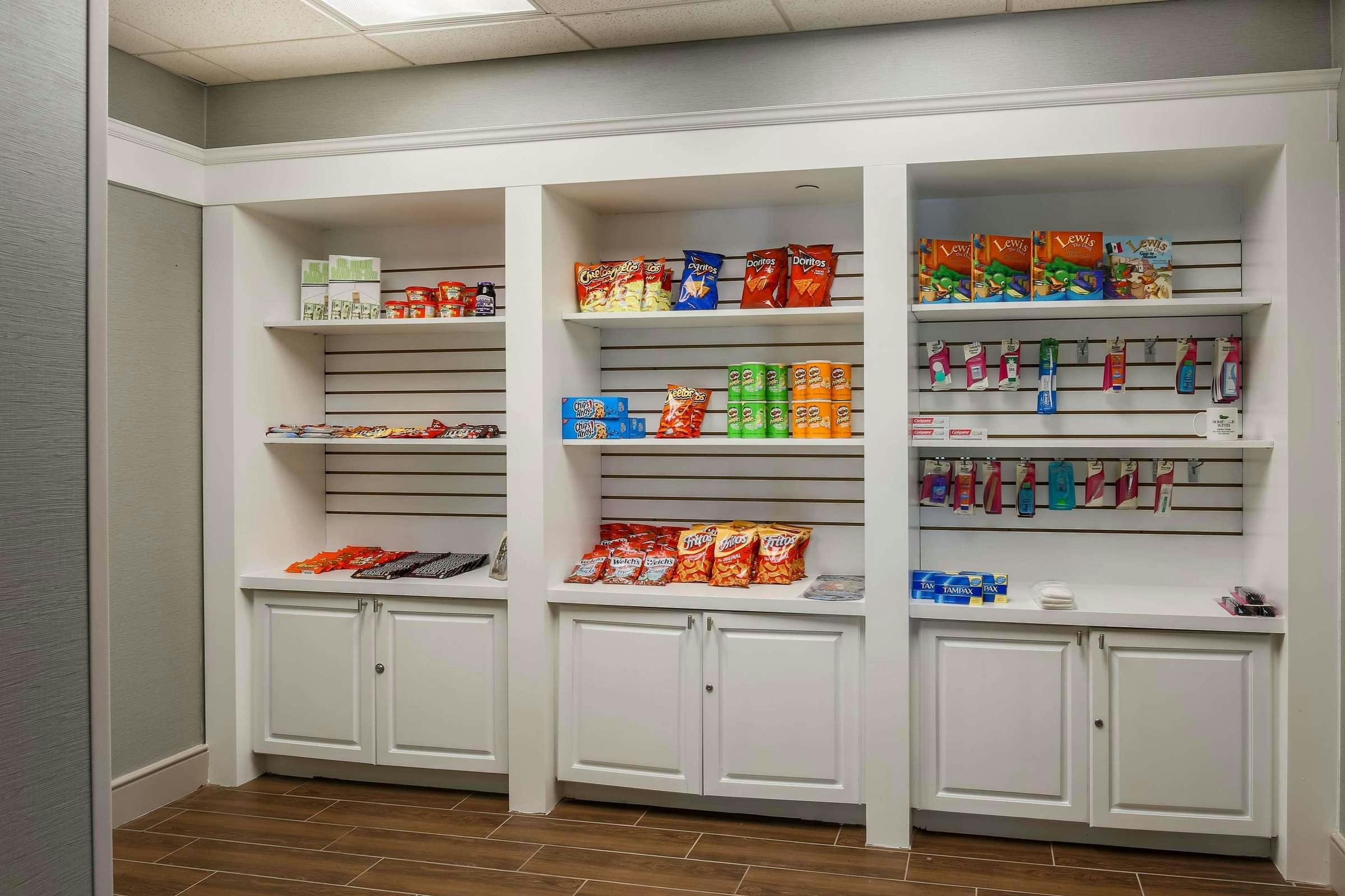 Hotel Homewood Suites Southwind - Hacks Cross photo 5