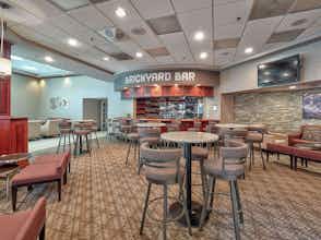 Hotel Doubletree By Hilton Bloomington photo 5