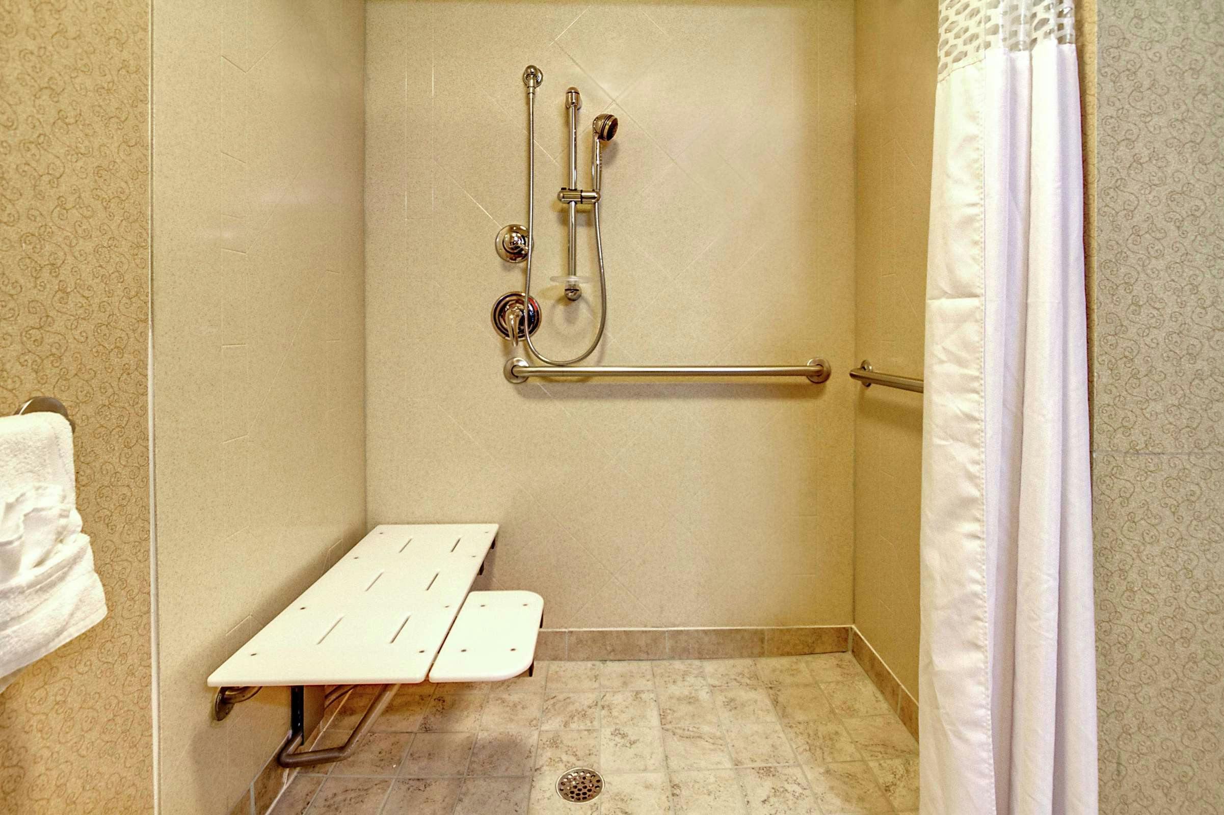 Hotel Hampton Inn By Hilton Lebanon photo 3