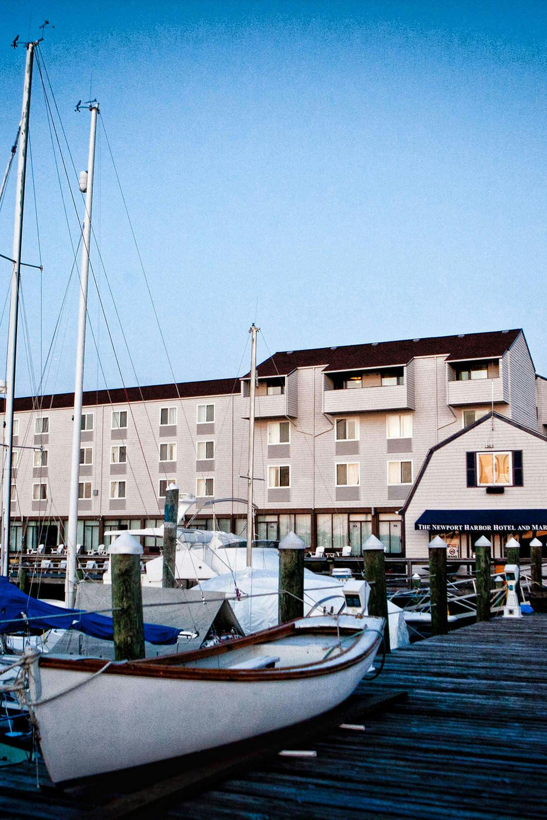 Hotel The Newport Harbor Hotel & Marina photo 2
