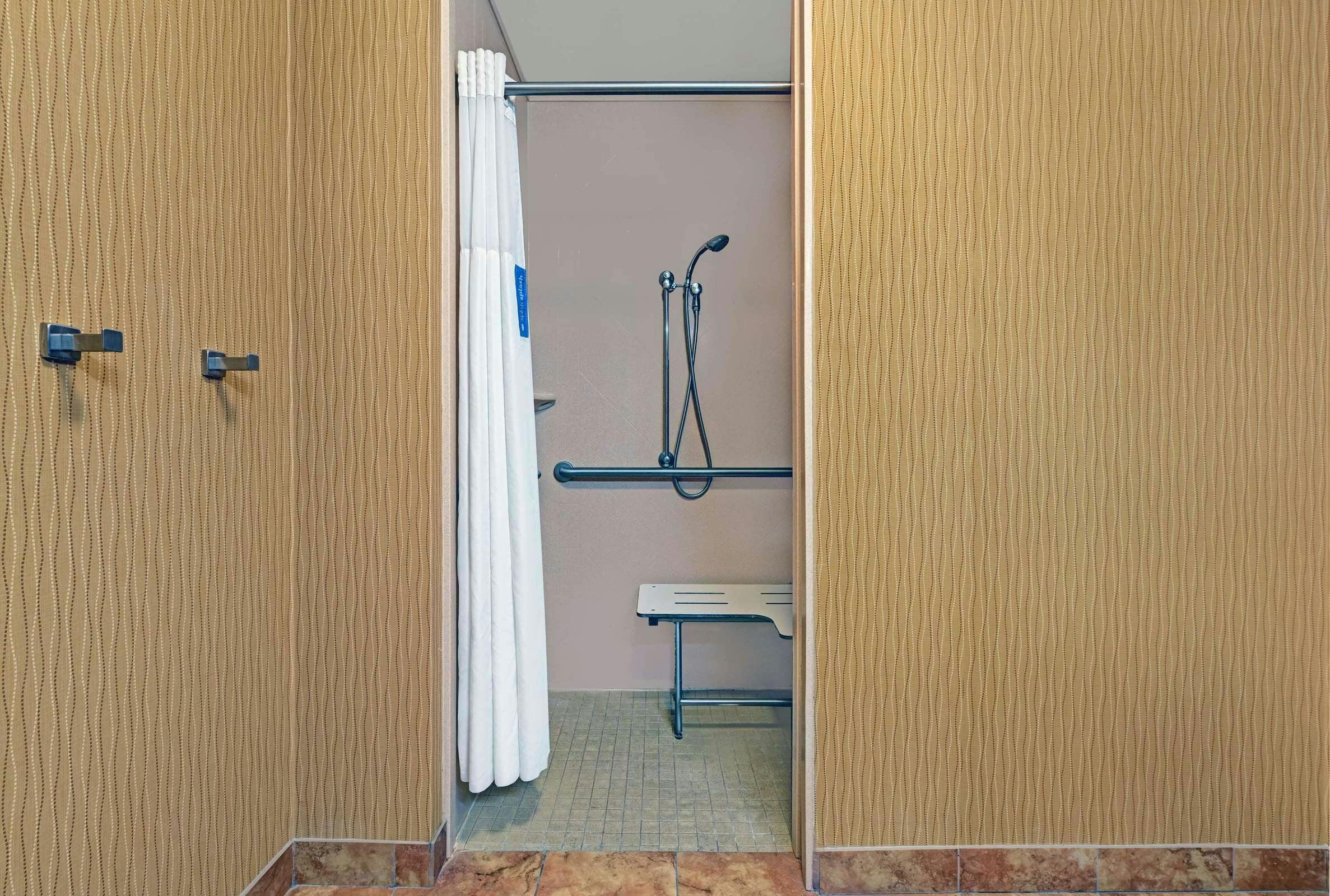 Hotel Hampton Inn Deming, NM photo 2