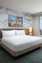 Hotel The Monsaraz San Diego, Tapestry Collection by Hilton photo 2