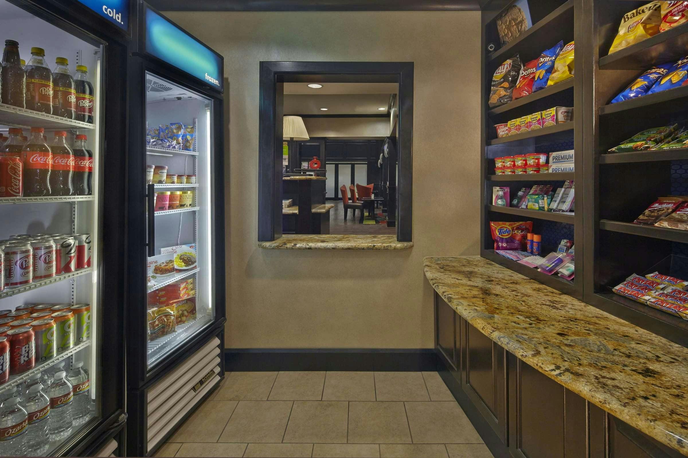 Hotel Hampton Inn & Suites Decatur photo 5