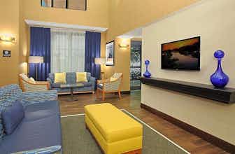 Hotel Hampton Inn & Suites Madisonville photo 3