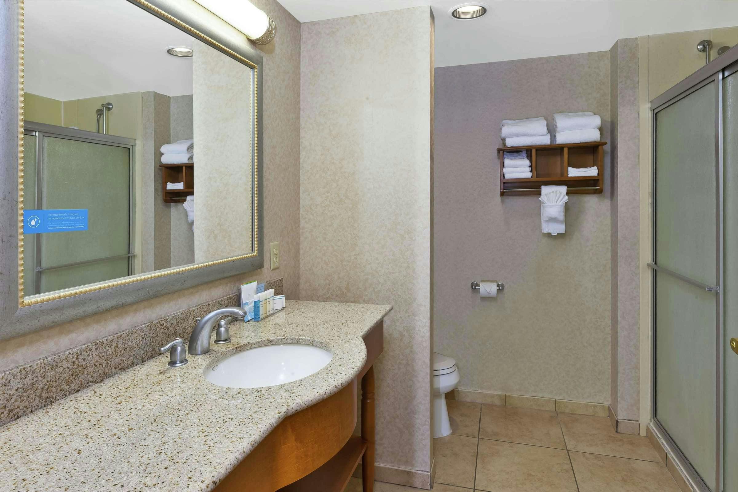 Hotel Country Inn & Suites by Radisson, Idaho Falls at the Mall photo 1