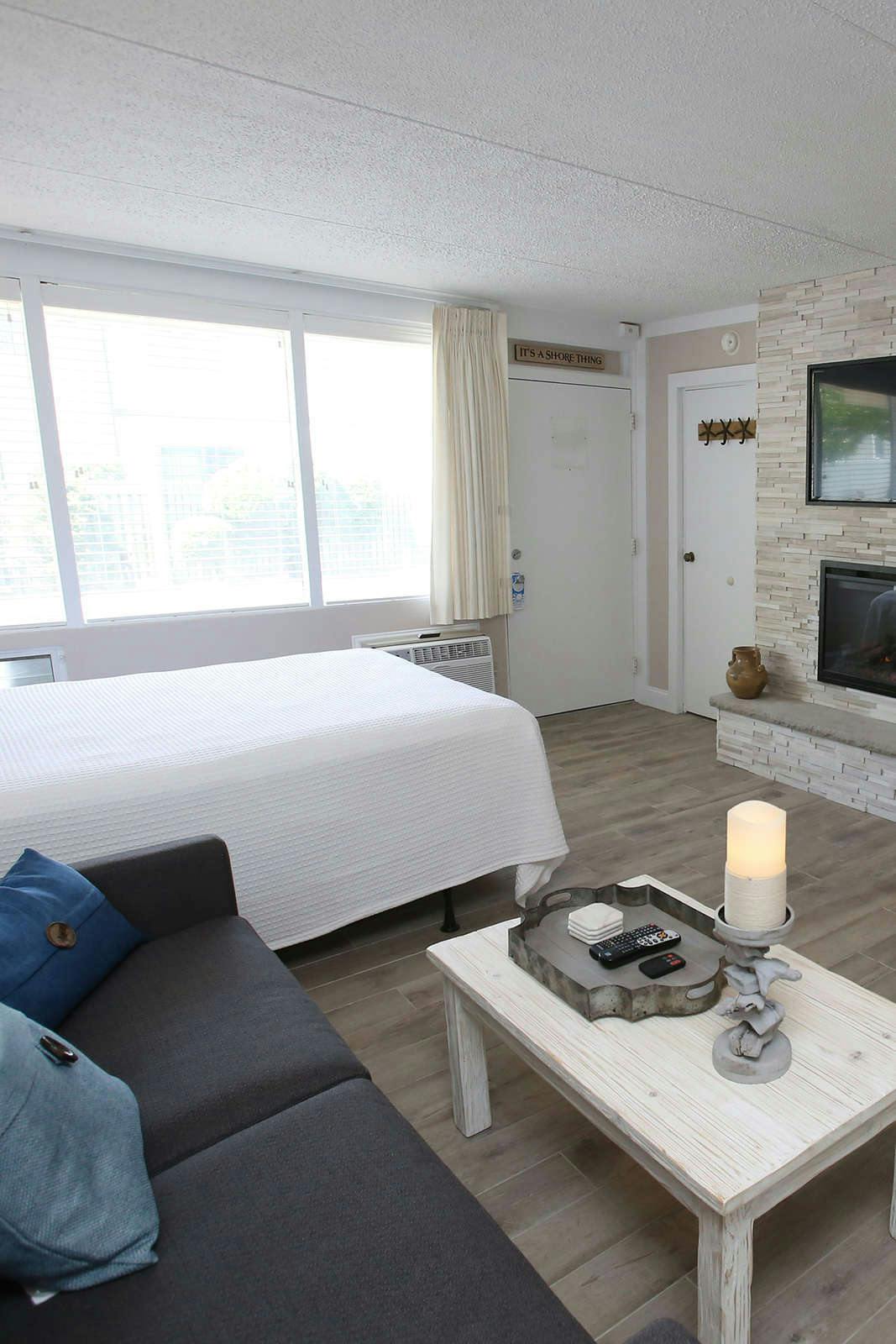 Hotel Beachcomber Resort photo 1