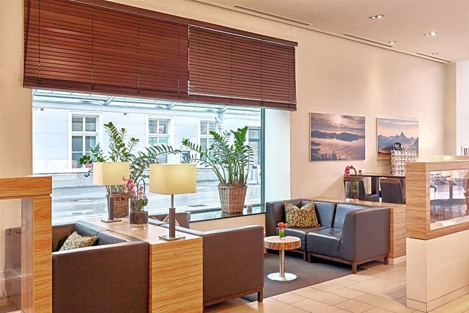 Hotel H+ Hotel Salzburg photo 2