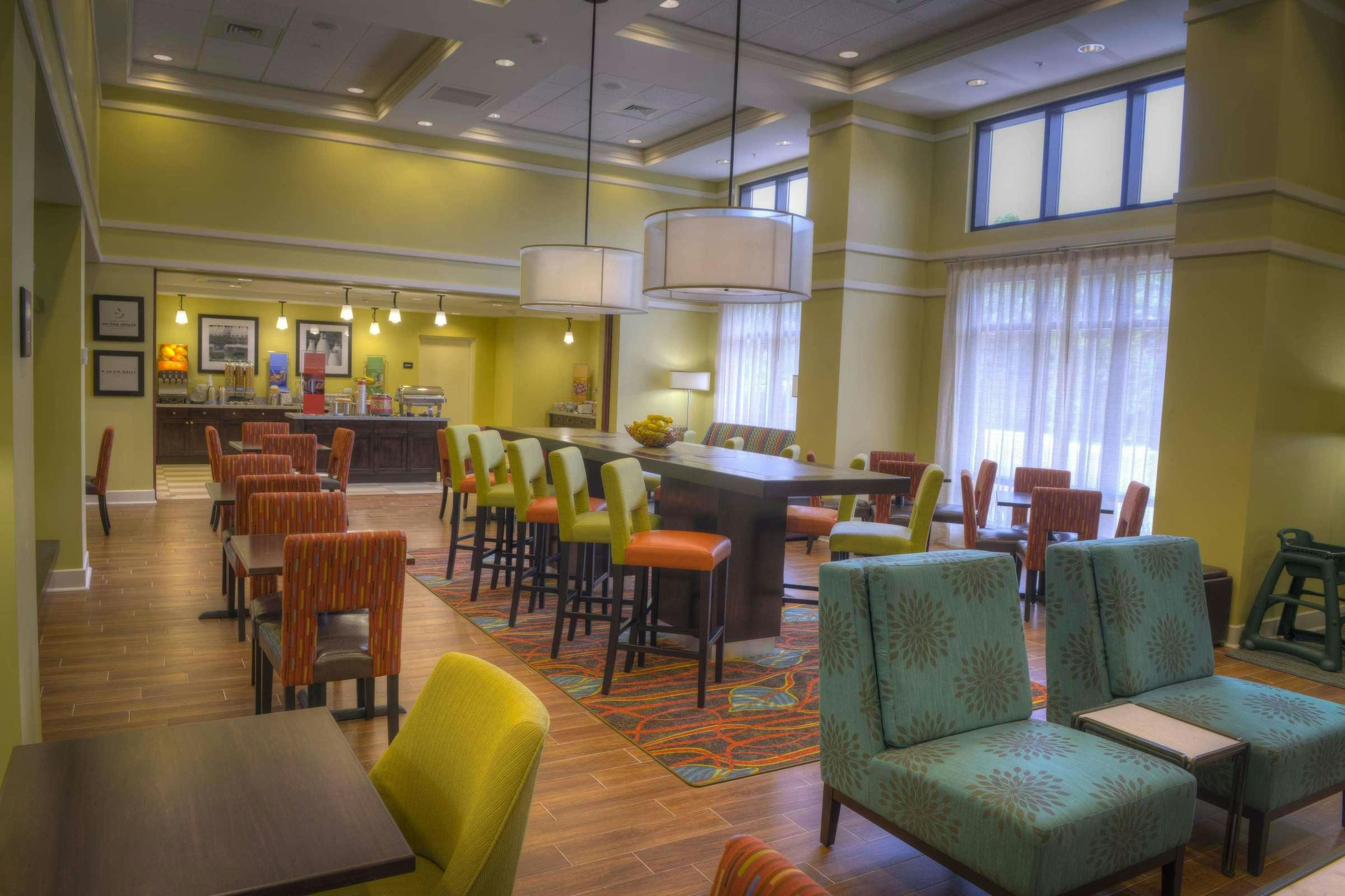 Hotel Hampton Inn & Suites Pensacola/Gulf Breeze photo 4