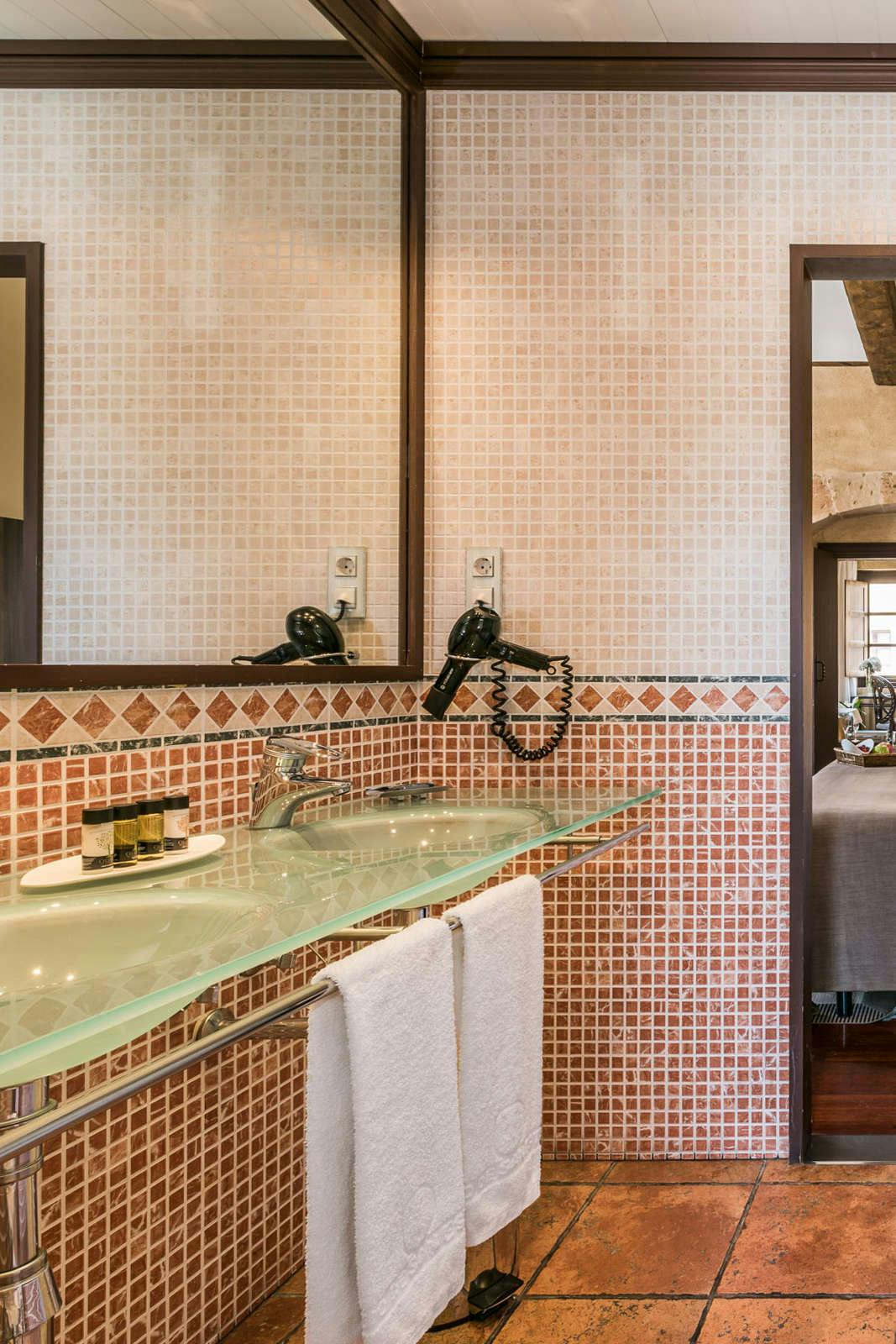 Hotel Hospes Palacio San Esteban photo 4