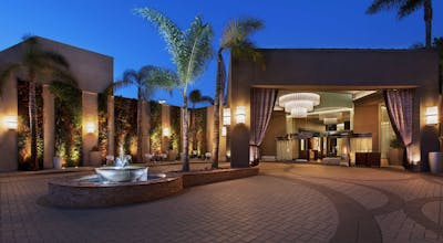 Avenue of the Arts Costa Mesa, a Tribute Portfolio Hotel