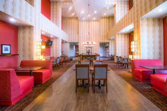 Hotel Hampton Inn & Suites Bastrop photo 5