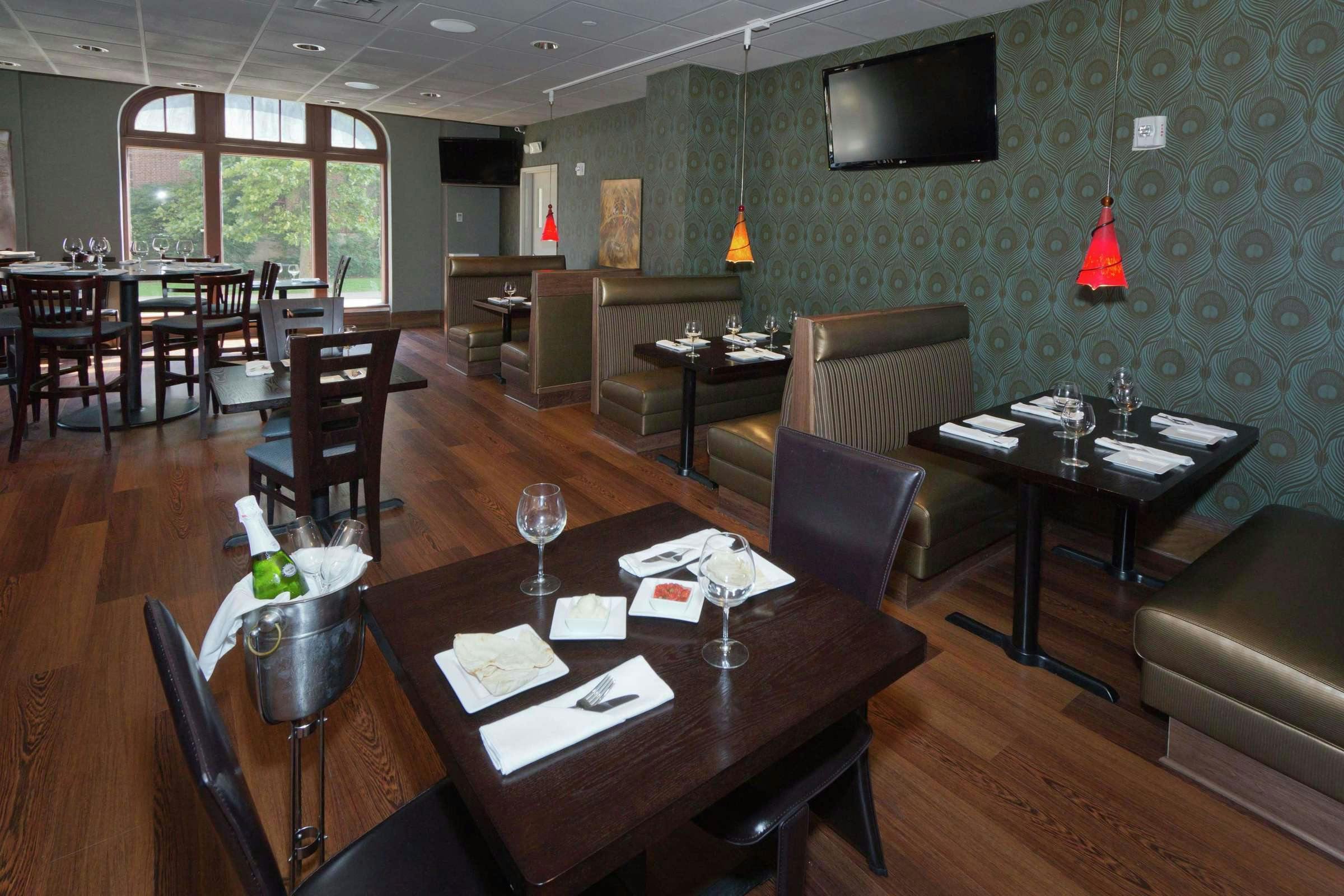 Hotel The Tudor Arms Hotel Cleveland - a DoubleTree by Hilton photo 3