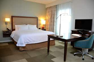 Hotel HAMPTON INN SUITES DELAND photo 1