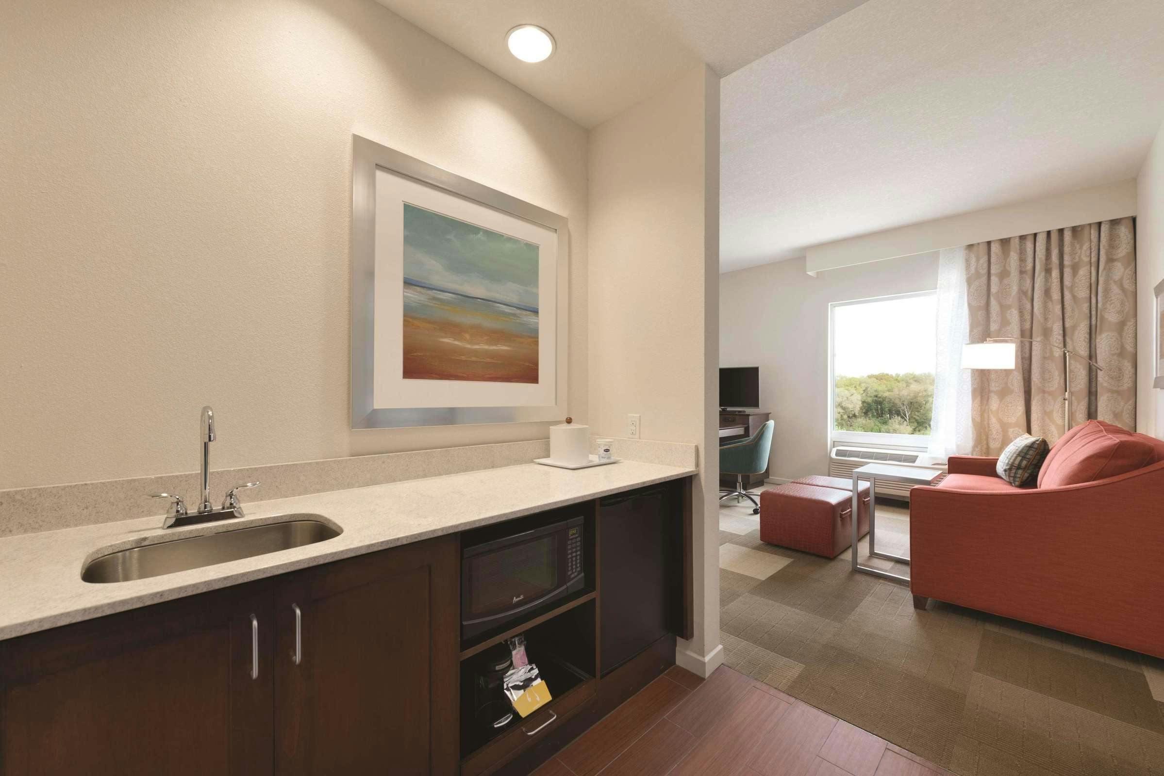 Hotel Hampton Inn & Suites Deland photo 2