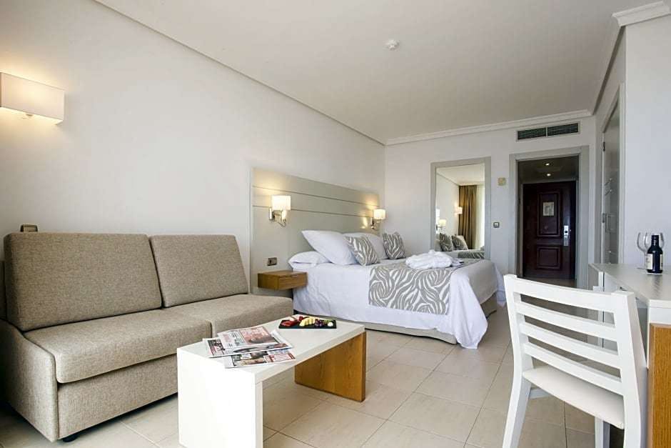 Hotel Be Live Experience Playa La Arena photo 5