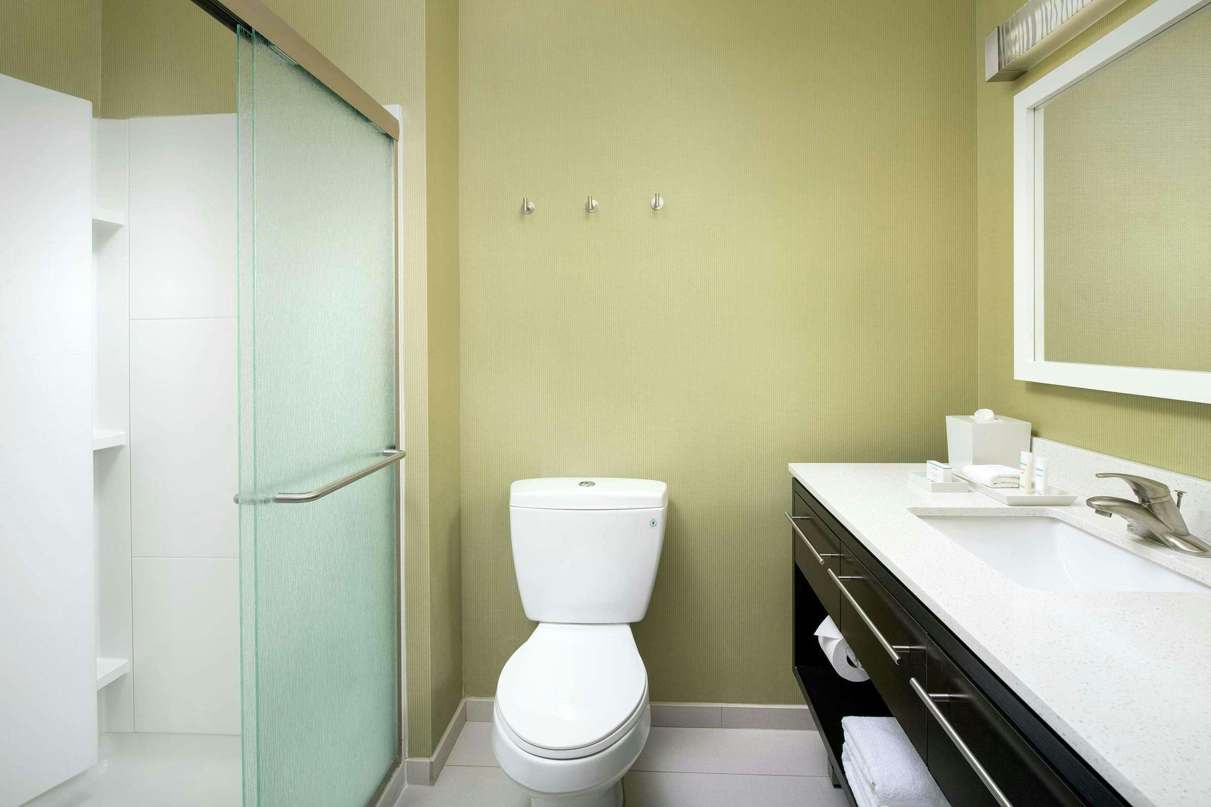 Hotel Home2 Suites by Hilton Lake City (Ex Red Roof Inn) photo 1