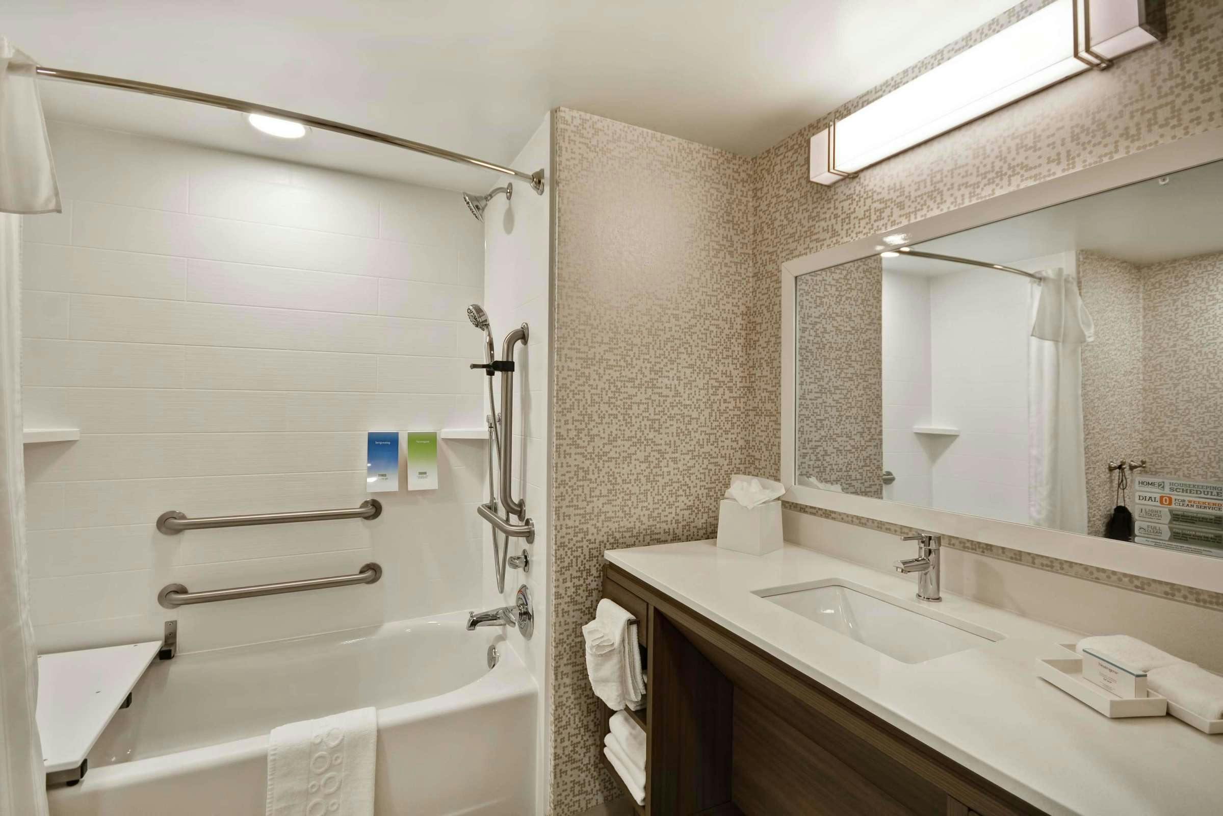 Hotel Home2 Suites By Hilton Warner Robins photo 2