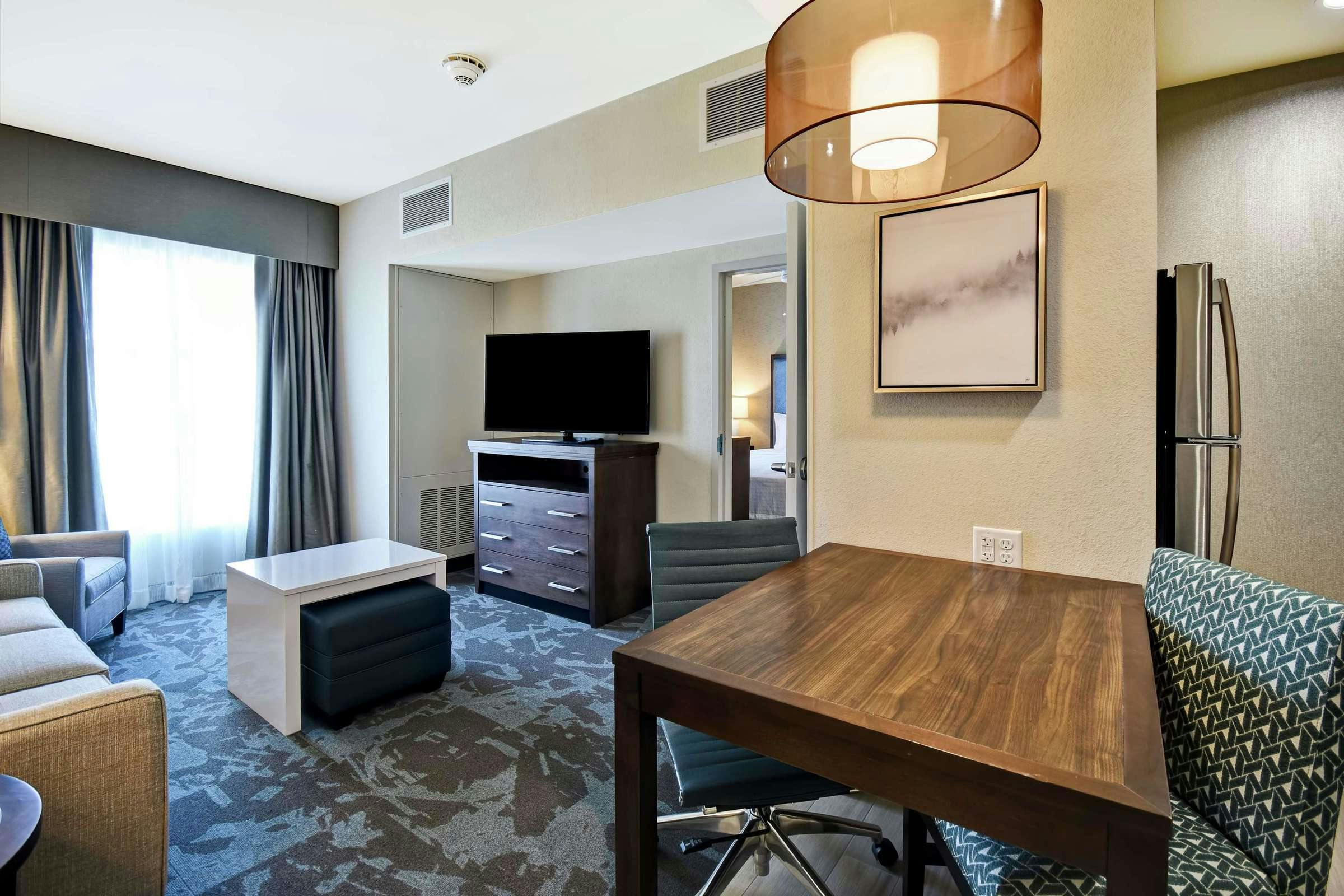 Hotel Homewood Suites by Hilton Salt Lake City Airport photo 2