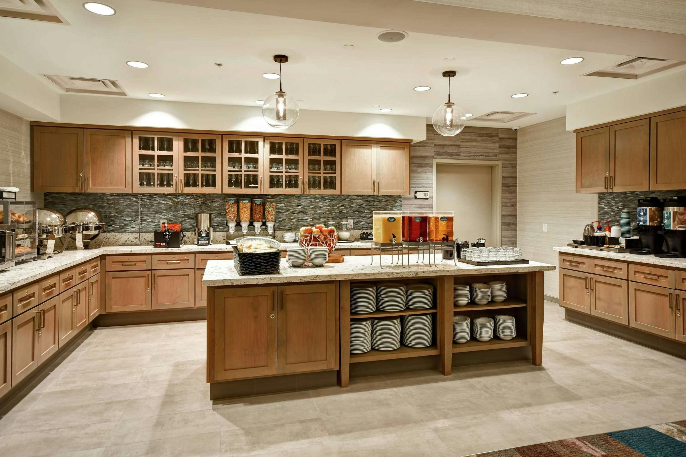 Hotel Homewood Suites by Hilton Salt Lake City Airport photo 5