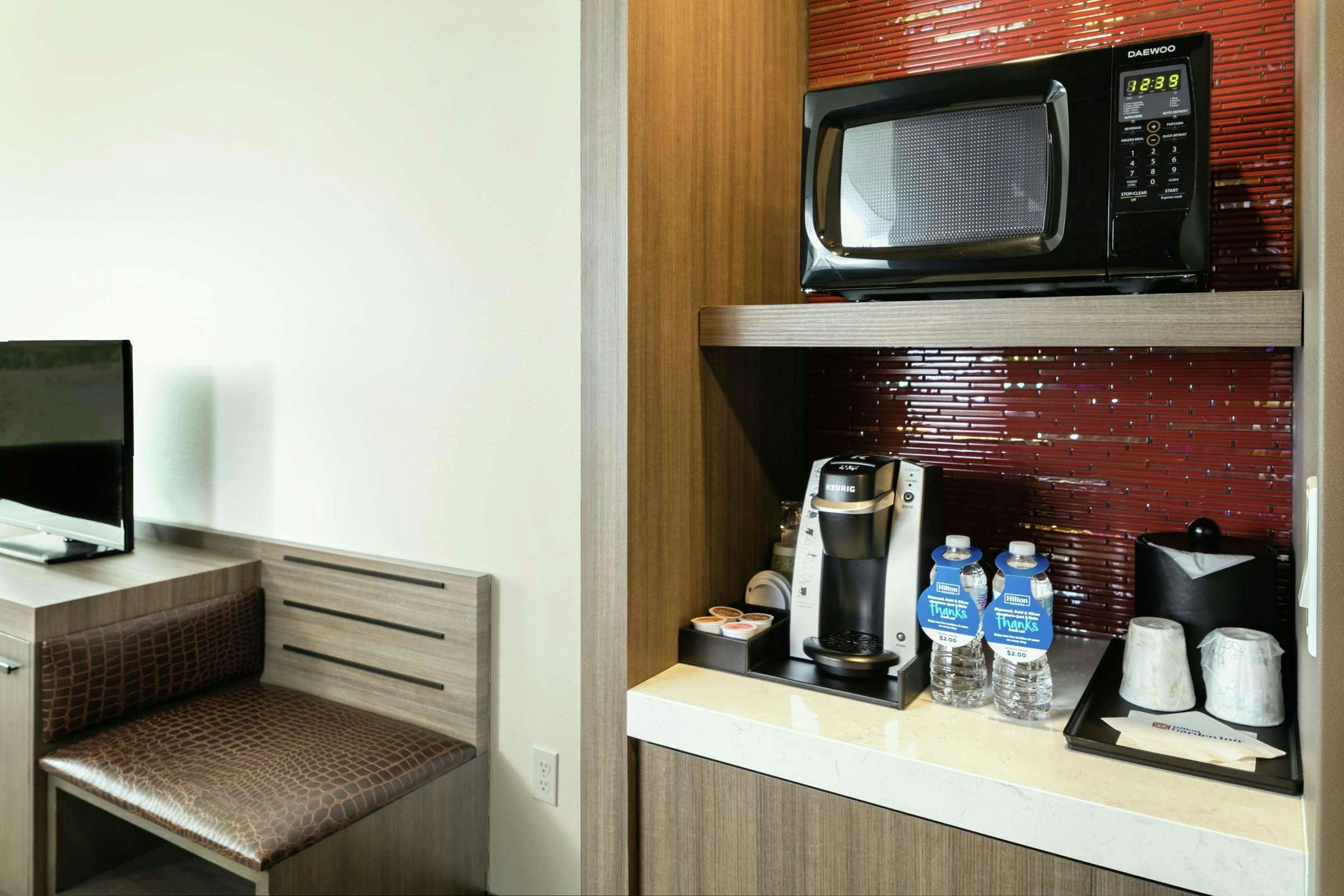 Hotel Hilton Garden Inn Wenatchee photo 2