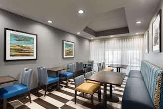Hotel Hampton Inn Appleton-Fox River Mall Area photo 2