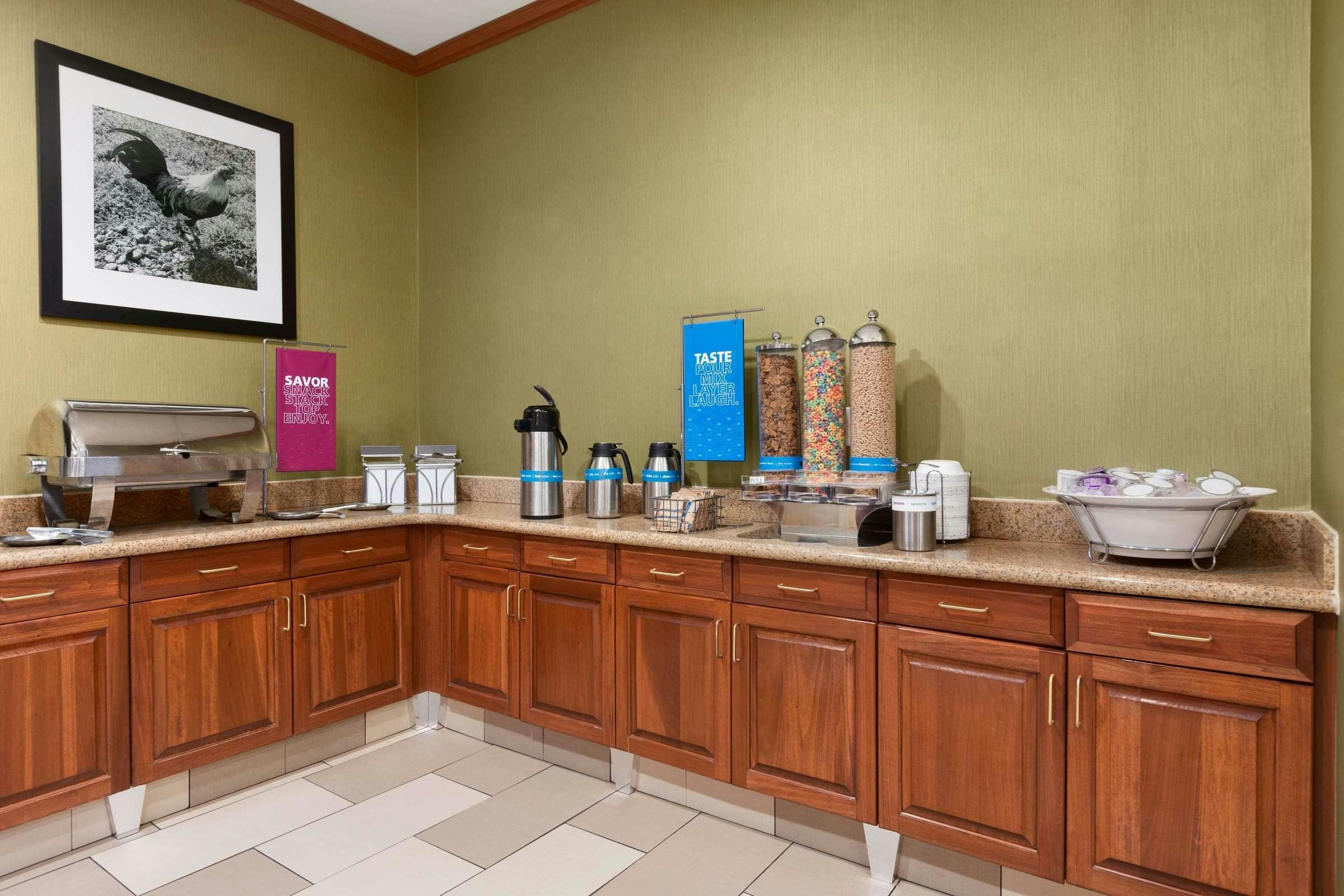 Hotel Hampton Inn & Suites Williamsburg Historic District photo 5