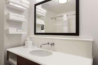 Hotel Hampton Inn Kennewick at Southridge photo 4