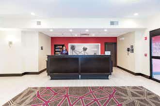 Hotel Hampton Inn & Suites Sandusky/Milan photo 3