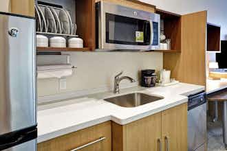 Hotel Home2 Suites by Hilton Oklahoma City Airport photo 1