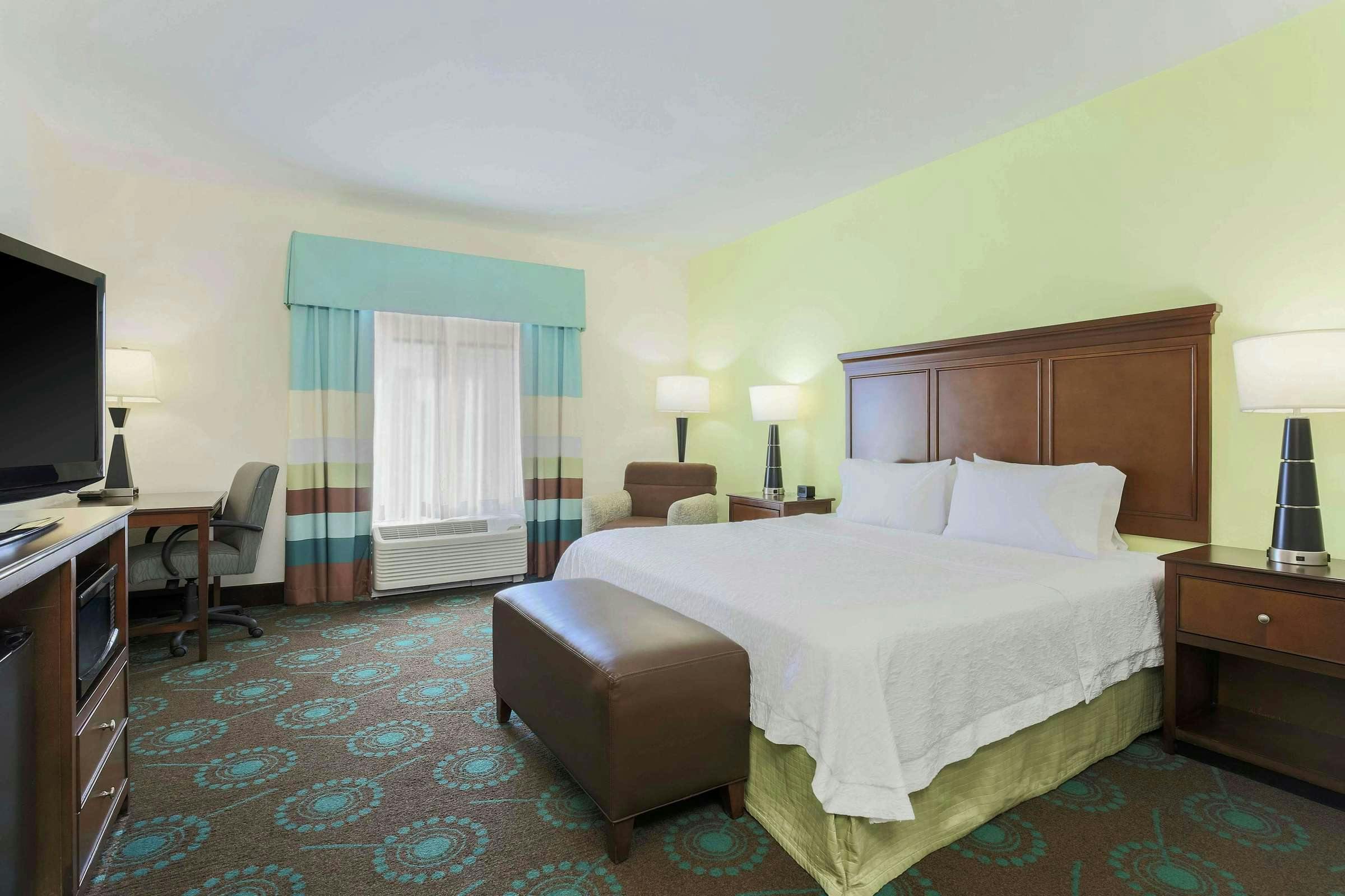 Hotel Hampton Inn & Suites Wheeling-The Highlands photo 1