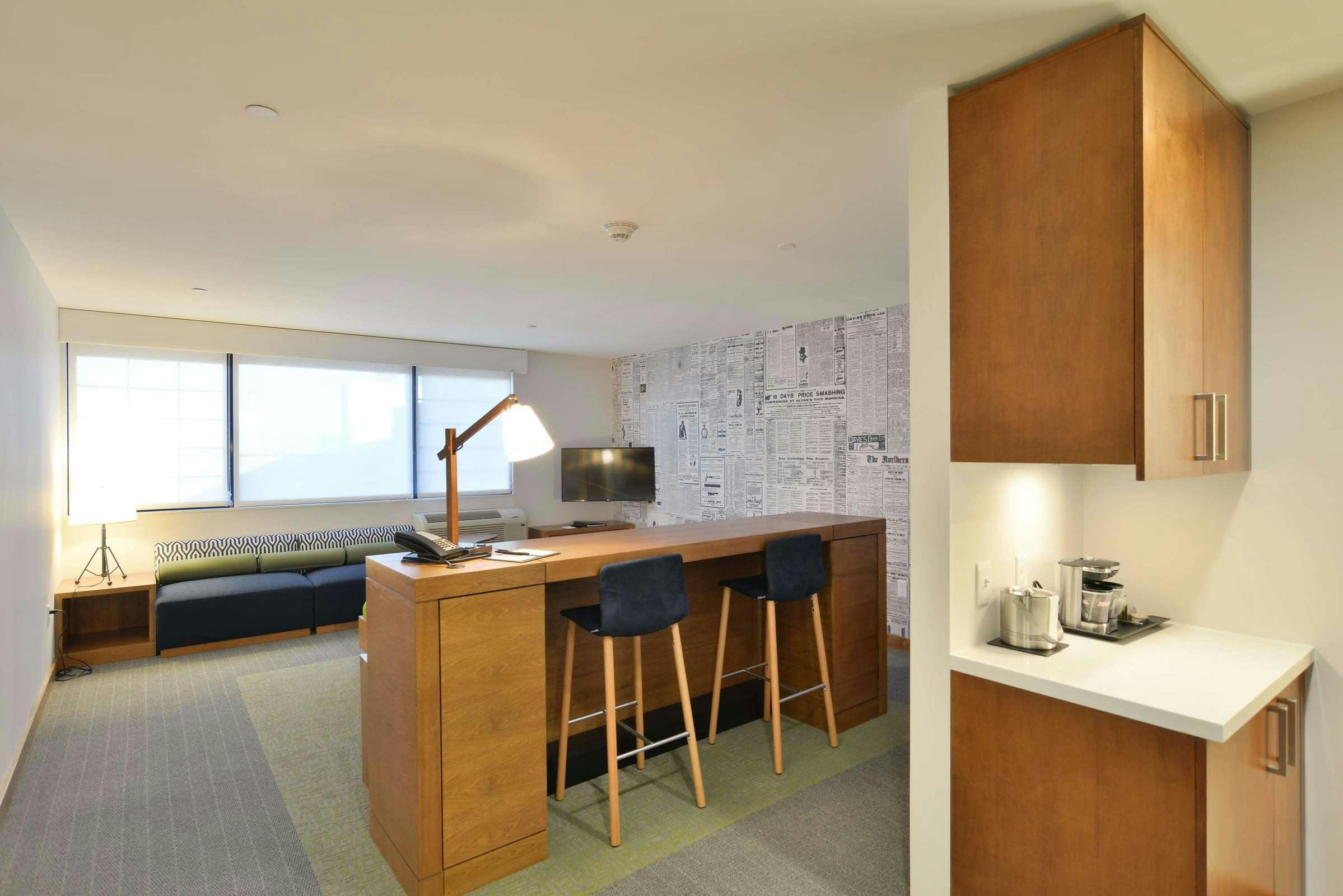 Hotel The Lismore Hotel Eau Claire-A Doubletree By Hilton photo 1