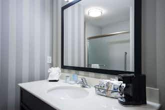 Hotel Hampton Inn And Suites Dupont photo 4