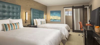 Wave Street Inn