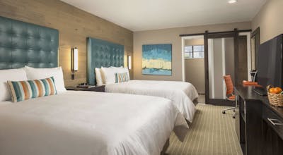 Wave Street Inn