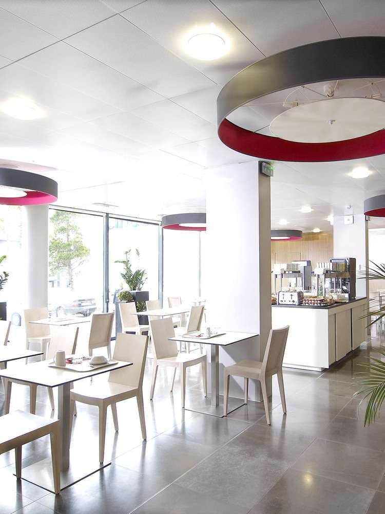 Hotel Holiday Inn Express Saint Nazaire photo 2